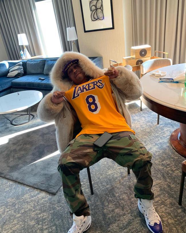 记者：洲际比赛是商业赛，不管国安还是海港想怎么踢就怎么踢（记者：洲际赛本质为商业赛事，国安与海港踢法自主）