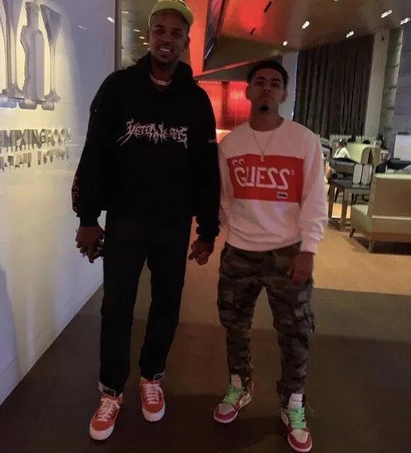 鹈鹕内外开花高效取胜（鹈鹕内外兼修高效取胜）