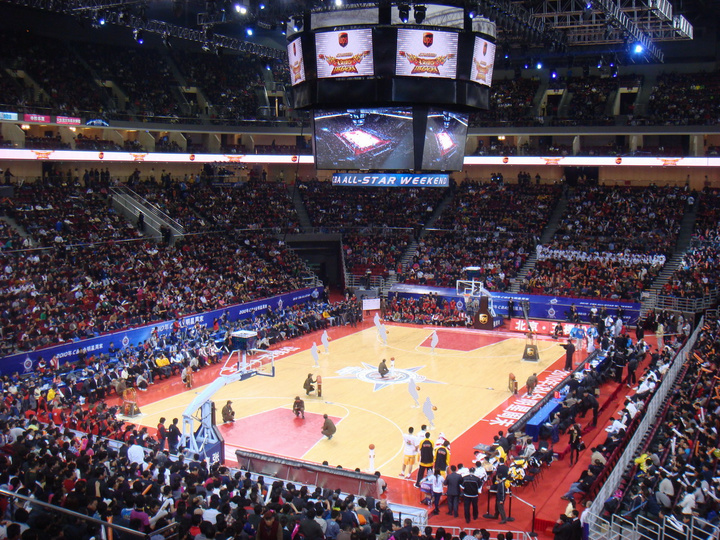 电讯报：曼联执意追求谢什科的做法显得有些奇怪（电讯报：曼联一味追逐谢什科的举动令人费解）