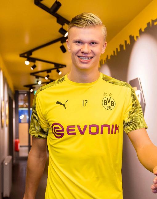 世界杯抽签结果出炉，小组赛悬念不大！以下6队基本锁定头名出线