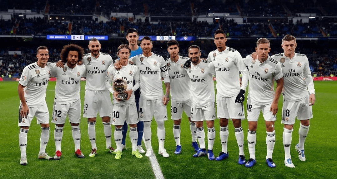 教练犹豫的 2 秒，葬送了一切（教练的两秒迟疑，断送胜局）